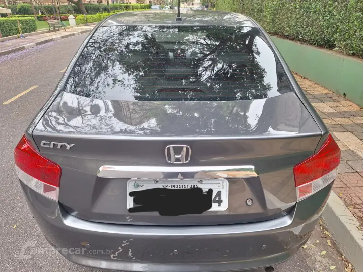 CITY 1.5 LX Sedan 16V