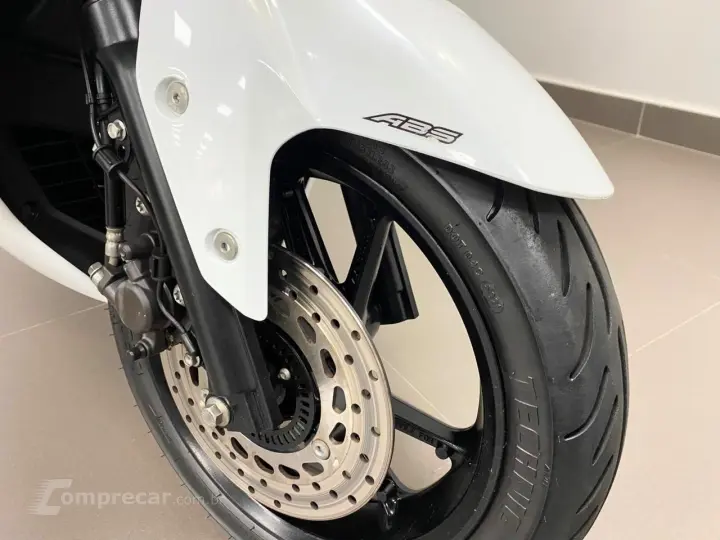 YAMAHA NMAX 160 ABS