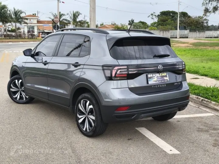 T-CROSS 1.0 200 TSI TOTAL FLEX AUTOMÁTICO