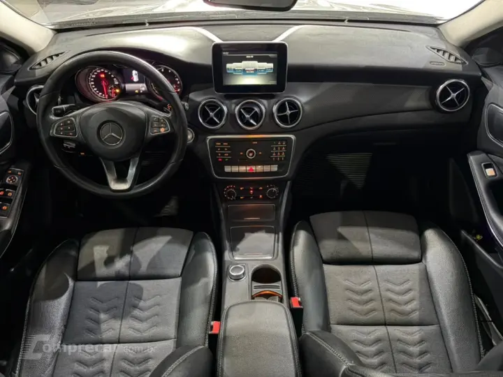 GLA 200 1.6 CGI FLEX STYLE 7G-DCT