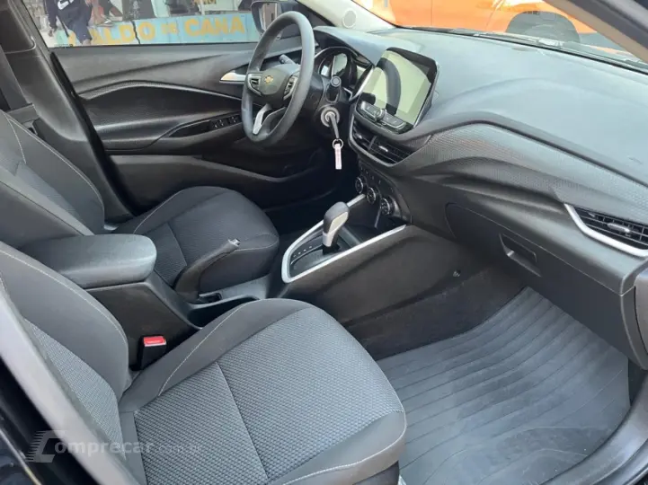 ONIX 1.0 Turbo Plus LT