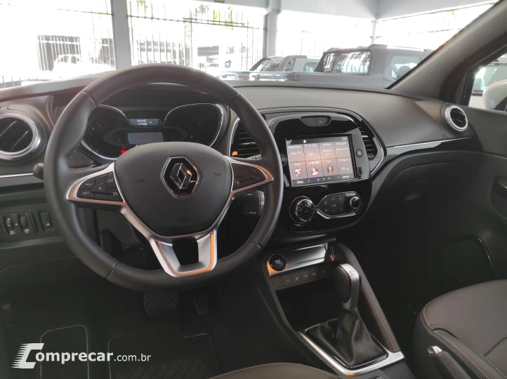 CAPTUR 1.3 TCE Iconic