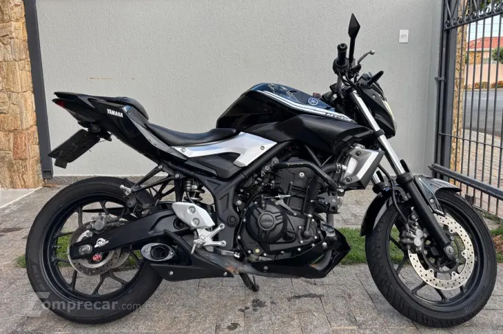YAMAHA MT-03
