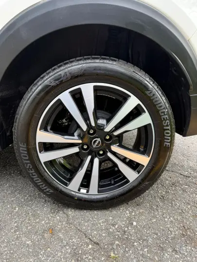 KICKS 1.0 Turbo Advance