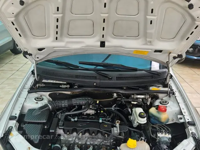 CELTA - 1.0 MPFI LT 8V 4P MANUAL