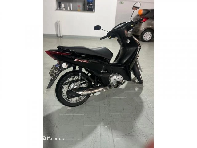 BIZ 125 ES - Utilitária