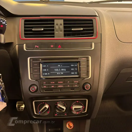 Fox Rock in Rio 1.6 Mi Total Flex 8V 5p