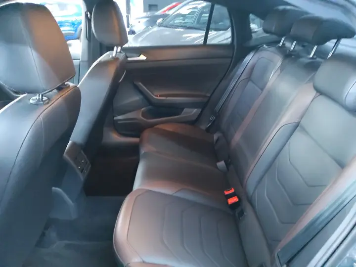 VIRTUS 1.0 200 TSI HIGHLINE AUTOMÁTICO