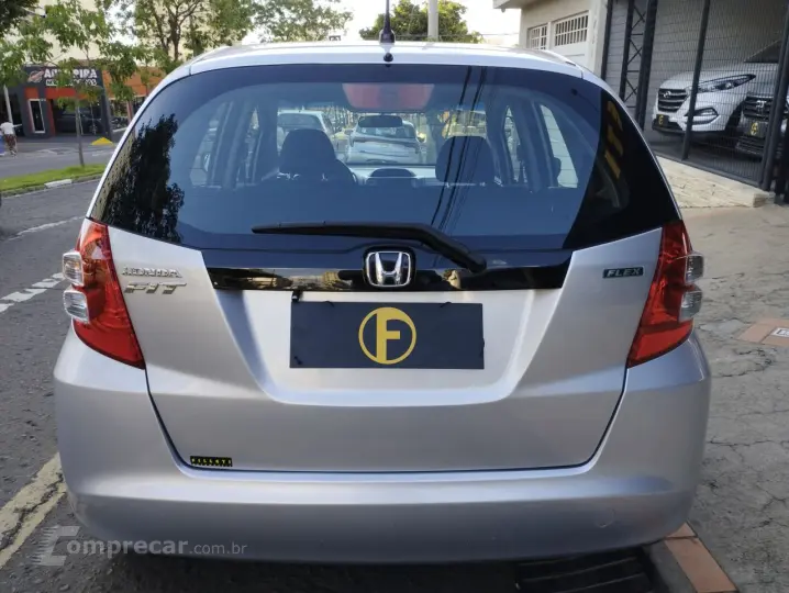 Fit 1.4 16V 4P DX FLEX