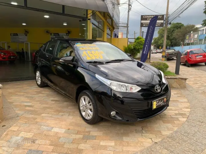 YARIS 1.5 16V Sedan XL Multidrive