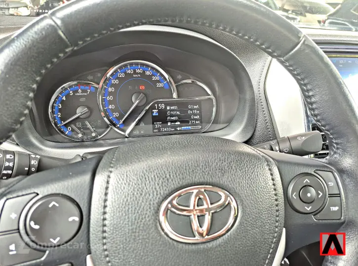 YARIS 1.5 16V Sedan XS Connect
