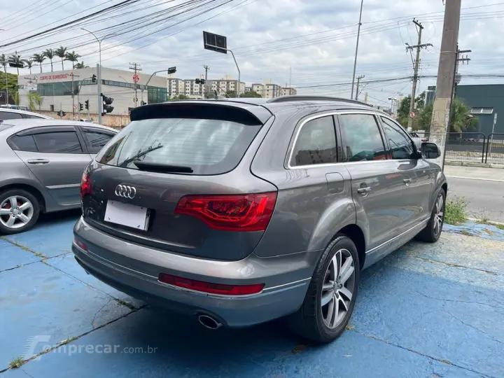 Q7