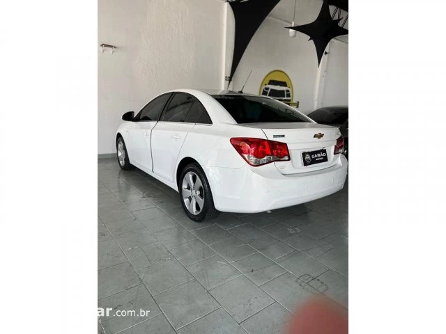 CRUZE SEDAN - 1.8 LT 16V 4P AUTOMÁTICO