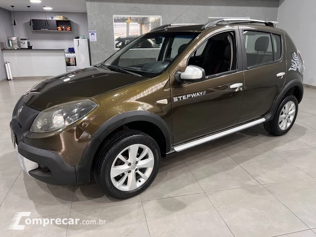 SANDERO - 1.6 STEPWAY 8V 4P MANUAL