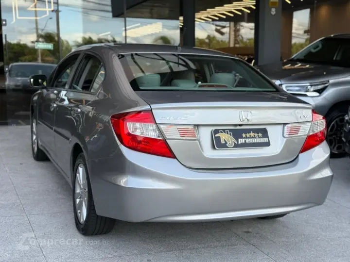 CIVIC 1.8 LXL 16V FLEX 4P MANUAL