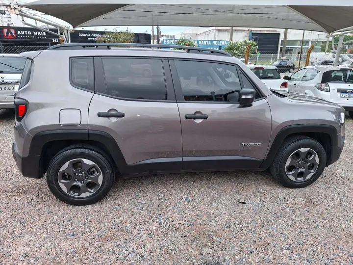 Renegade 1.8 16V Flex 4P Automático