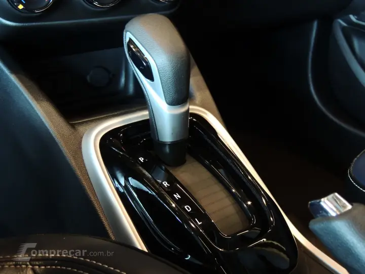 TRACKER 1.2 Turbo Premier