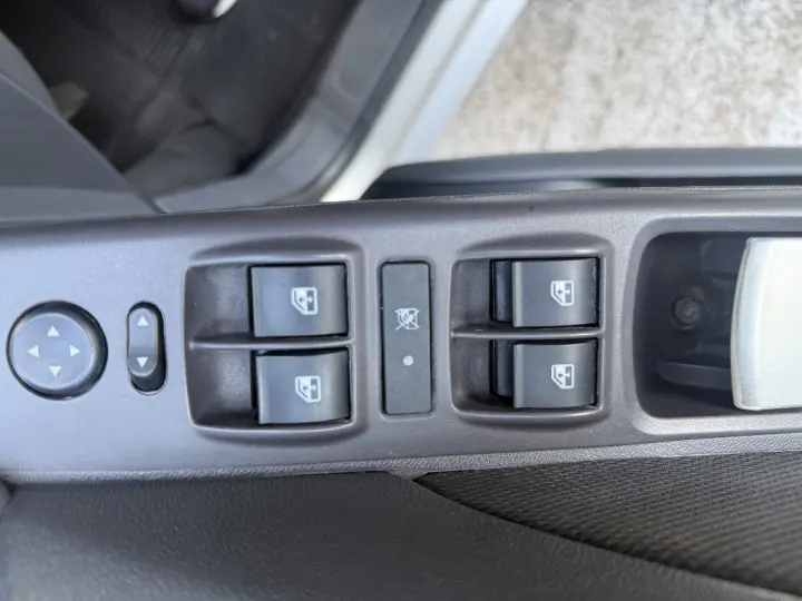 IDEA 1.4 MPI ELX 8V FLEX 4P MANUAL