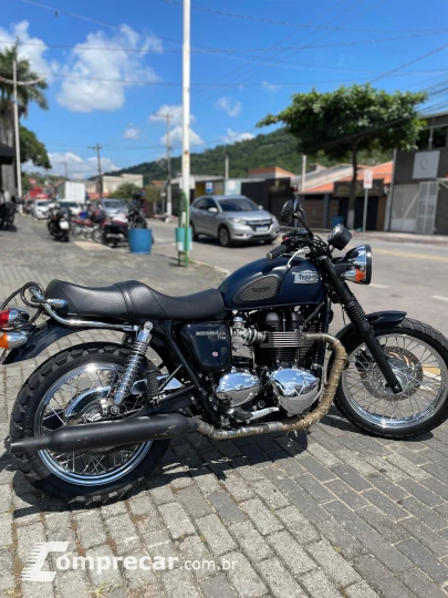 BONNEVILLE T100