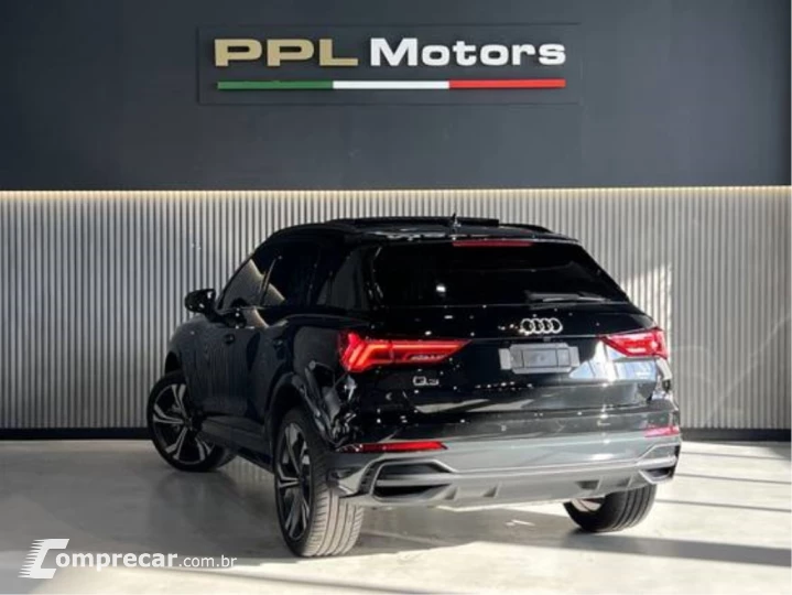 Q3 2.0 40 TFSI Sportback Performance Black Quattro