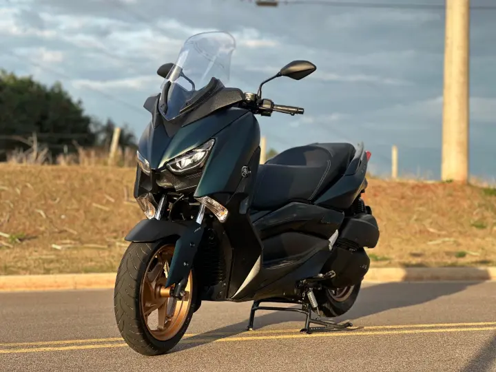 XMAX 250