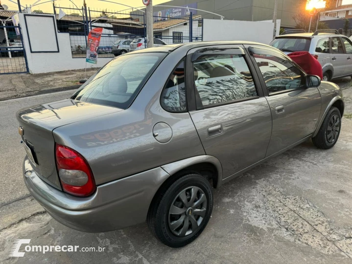 CORSA 1.0 MPFI Classic Sedan Life 8V