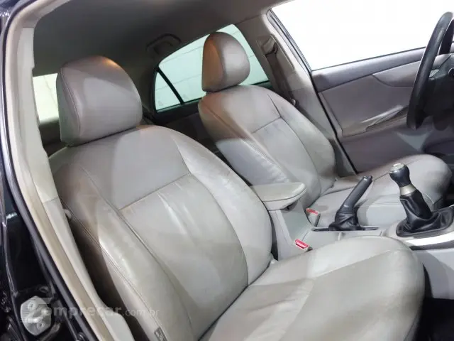 COROLLA - 1.8 XEI 16V 4P MANUAL