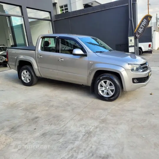 AMAROK Trendline CD 2.0 TDI 4X4 Dies Aut