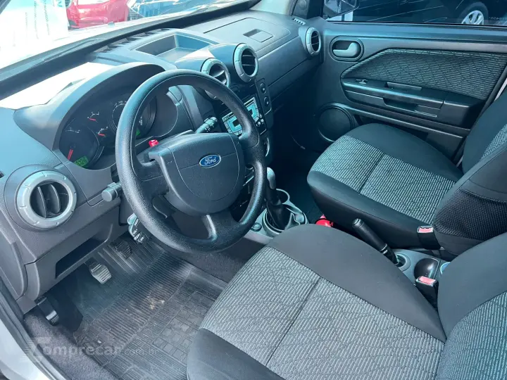 ECOSPORT 1.6 Freestyle 8V