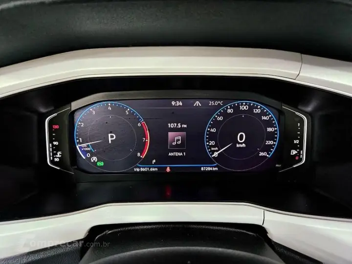 T CROSS HIGHLINE 250 TSI AUT