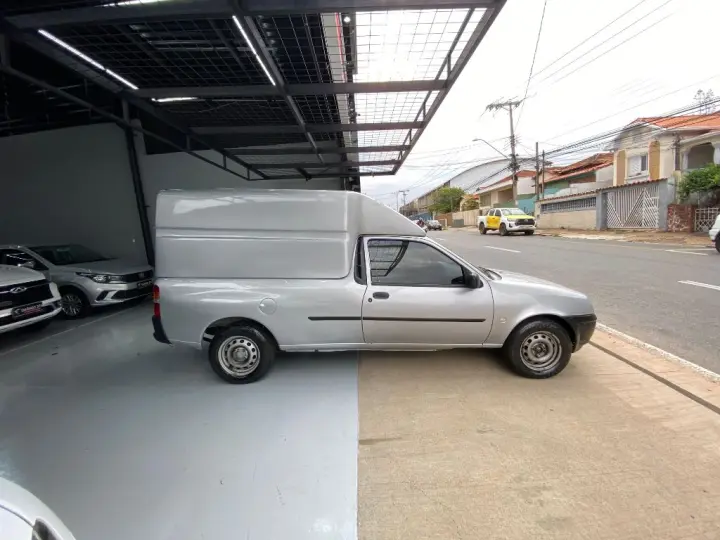 Courier 1.6 L/ 1.6 Flex