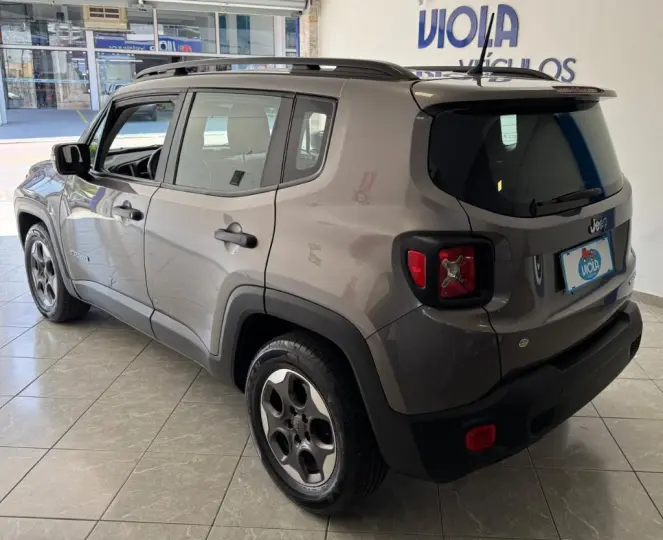 Renegade Sport 1.8 4x2 Flex 16V Aut.