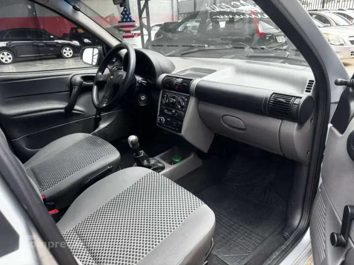 Classic Sedan 1.0 4P VHCE FLEX LS