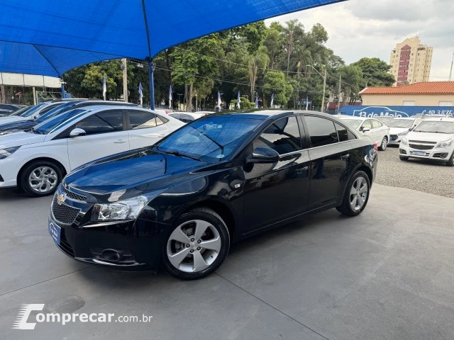 CRUZE SEDAN - 1.8 LT 16V 4P AUTOMÁTICO