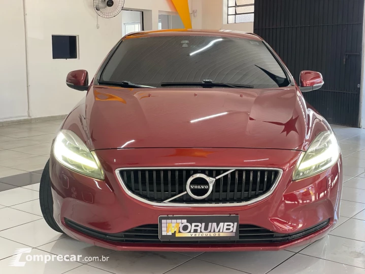 V40 2.0 T4 Momentum