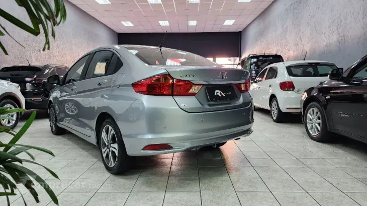 CITY Sedan LX 1.5 Flex 16V 4p Aut.