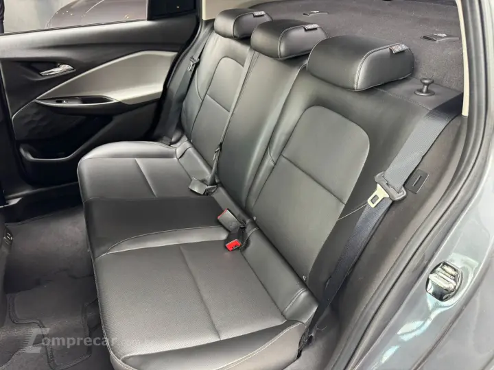 ONIX 1.0 Turbo Plus Premier