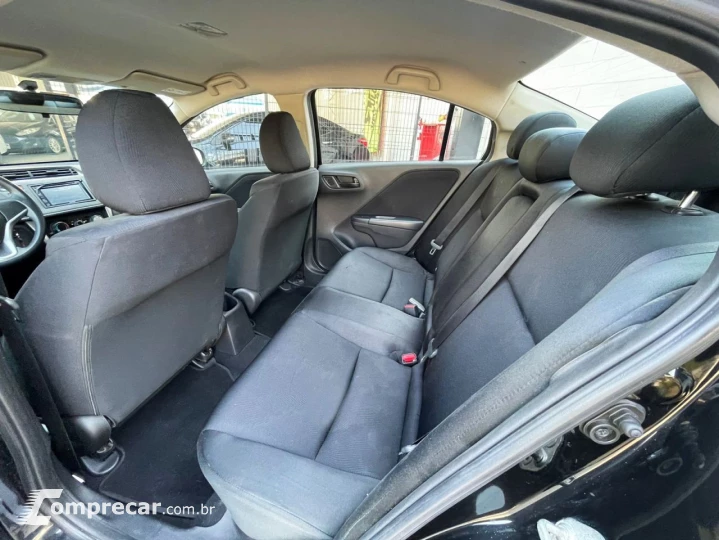 CITY Sedan LX 1.5 Flex 16V 4p Aut.