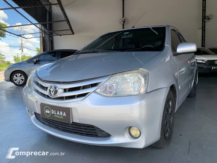 ETIOS 1.5 XS Sedan 16V