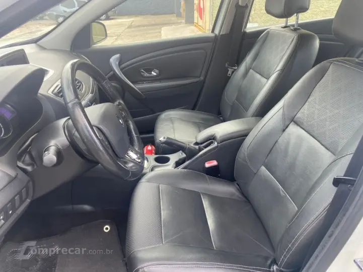 FLUENCE 2.0 Dynamique 16V