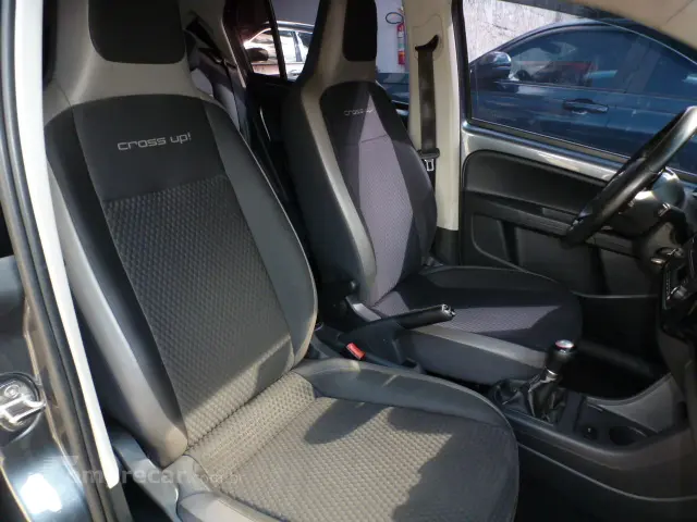 CROSS UP 1.0 TSI 12V