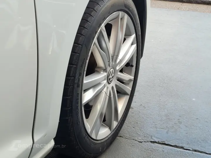 Golf Comfortline 1.0 TSI Total Flex Mec.