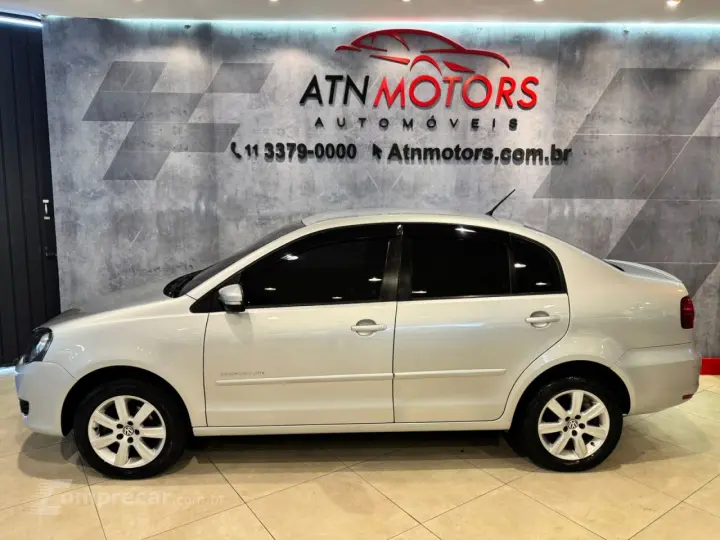 Polo Sedan 1.6 4P FLEX COMFORTLINE I-MOTION AUTOMATIZADO