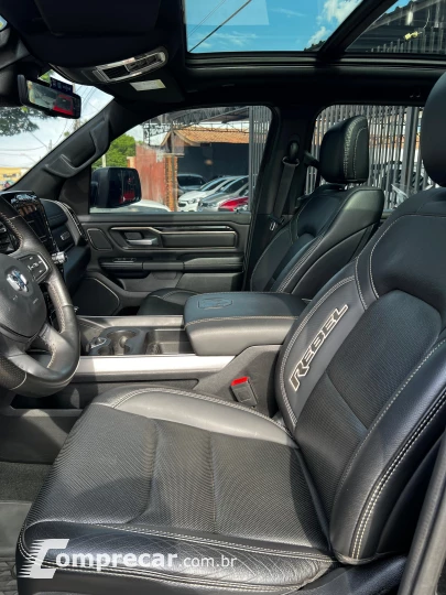 RAM 5.7 1500 Hemi 4X4 CD V8