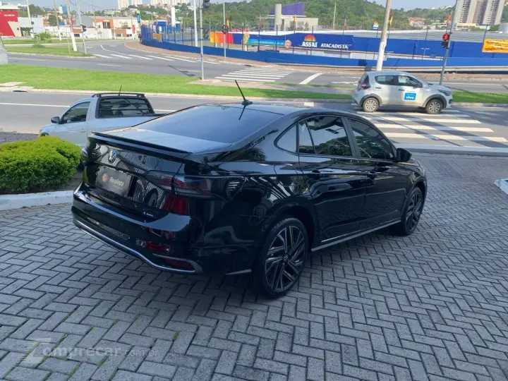 VIRTUS Exclusive 250TSI 1.4 Flex 16V Aut