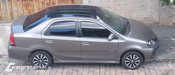 ETIOS 1.5 XLS Sedan 16V