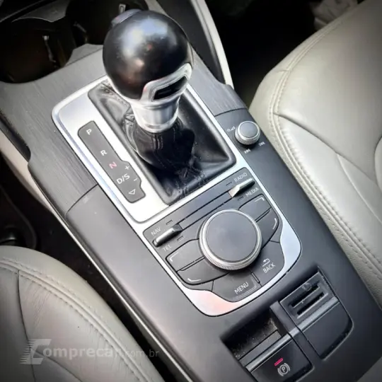 A3 1.4 TFSI Sedan Ambiente 16V