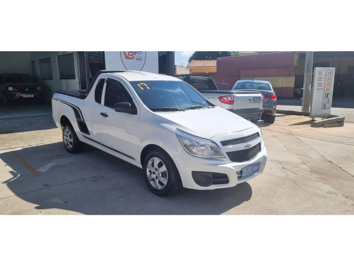 MONTANA 1.4 MPFI LS CS 8V FLEX 2P MANUAL