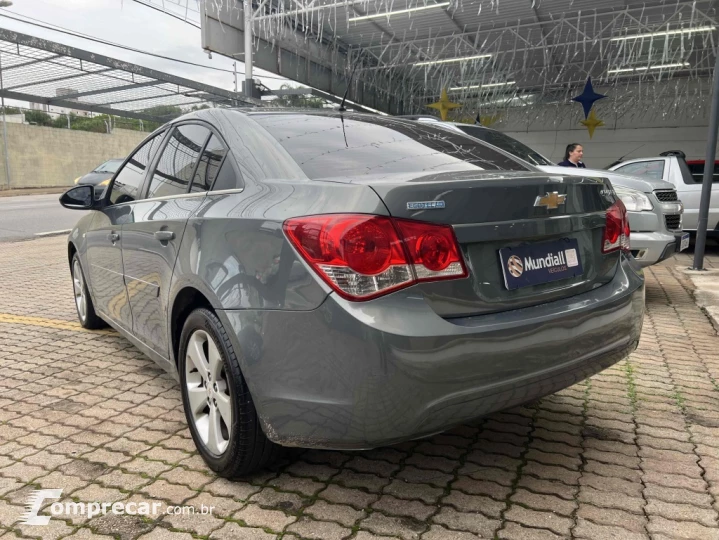 CRUZE 1.8 LT 16V FLEX 4P MANUAL