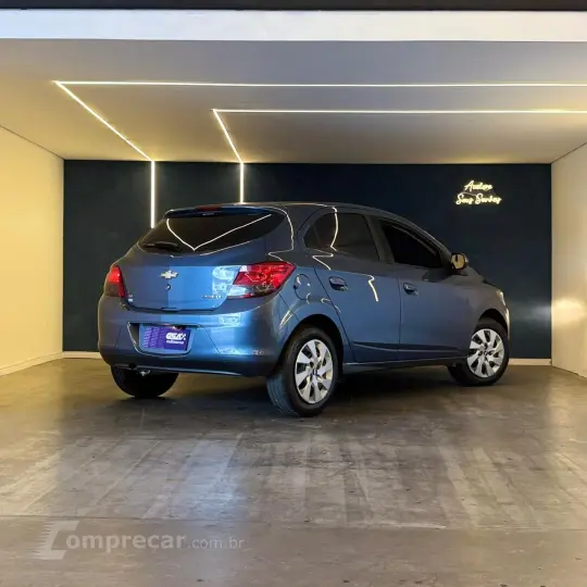 ONIX HATCH LT 1.4 8V FlexPower 5p Mec.